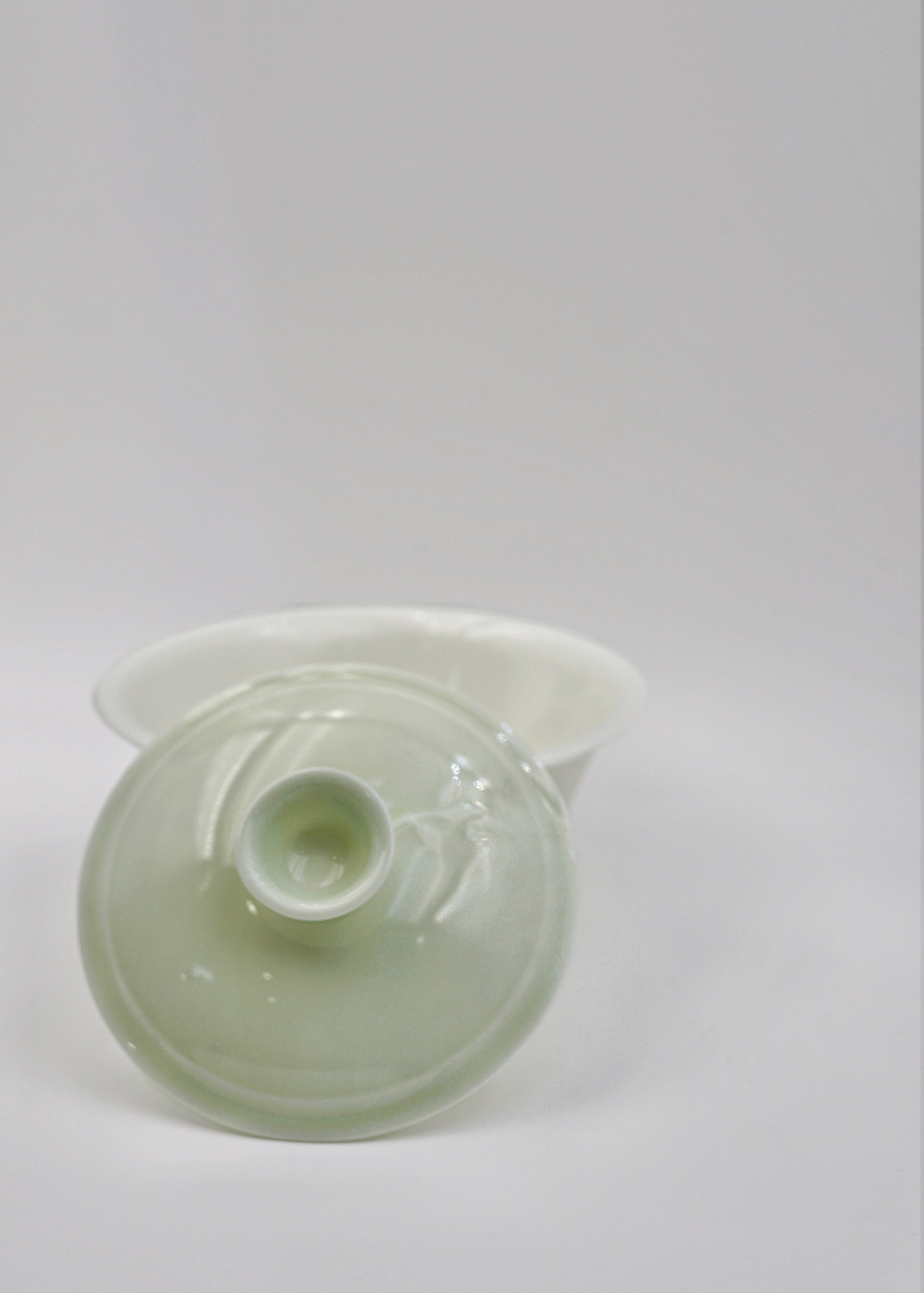 Elegant Thin Porcelain Gaiwan