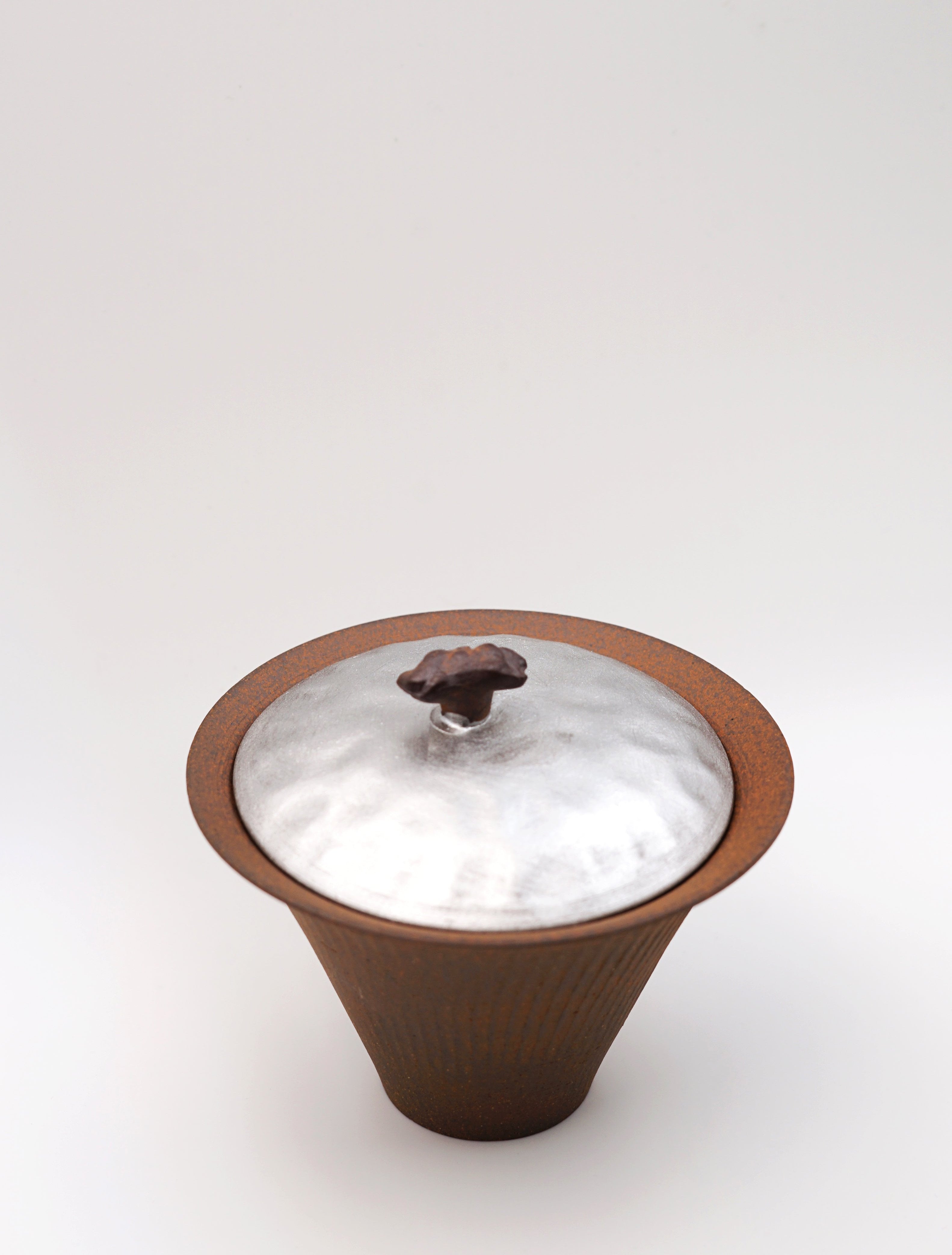 Rock Mud Handcrafted Silver-Inlaid Lid Gaiwan