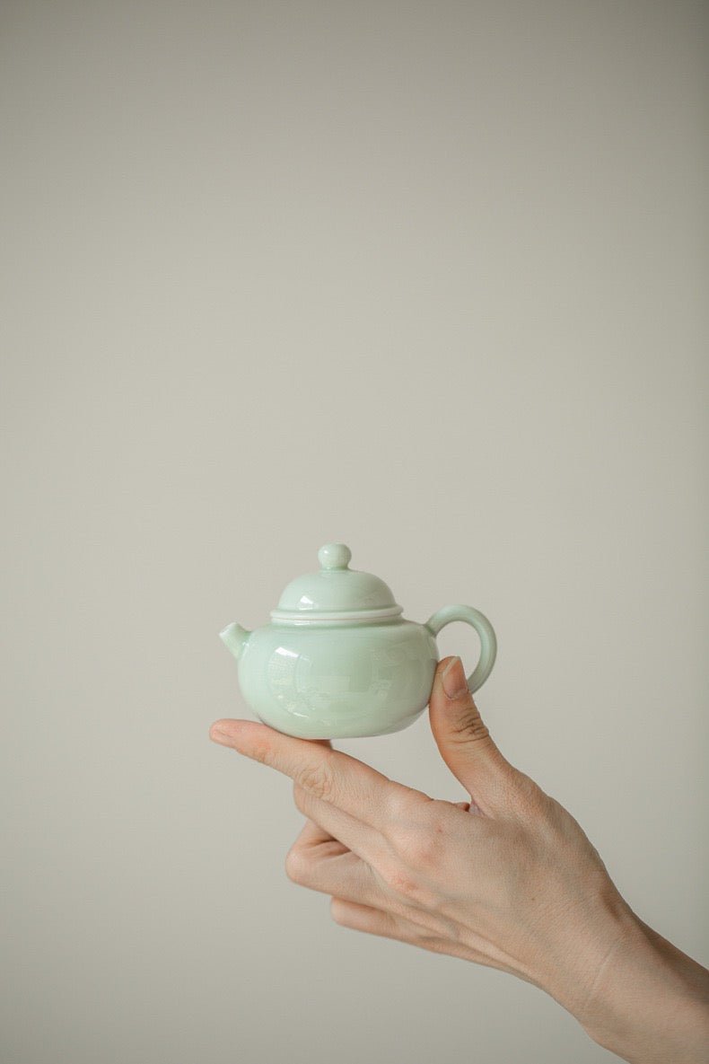 Minimalist Celadon Green Porcelain Teapot Set